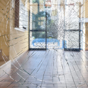 shattered-glass-2023-11-27-05-32-29-utc